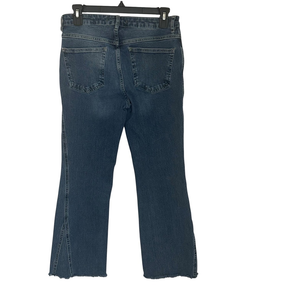 Free People‎ Jeans Size 28 Blue Crop Flare Jeans Frayed Hem Raw Edge Denim - Picture 3 of 9